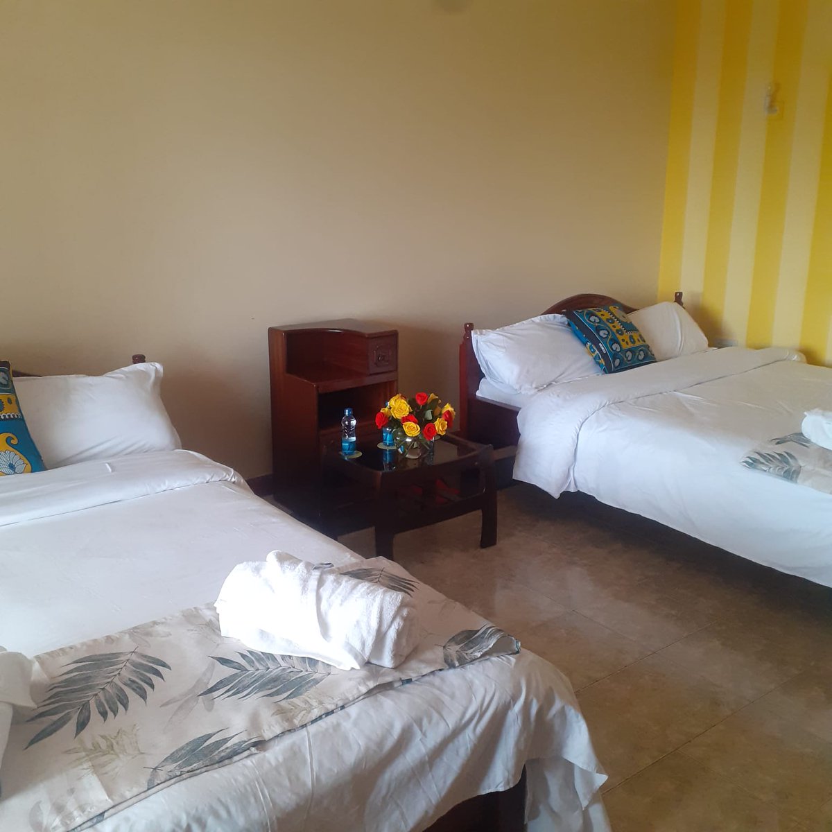 KatelembuGa's tweet photo. We've got a gem for you: Stay in a serene homestay and very accessible in Machakos.February offer of 8,500/- for 6 pax with a fully equipped kitchen, and wake up to the sound of birds chirping. https://t.co/o4FraWWypF