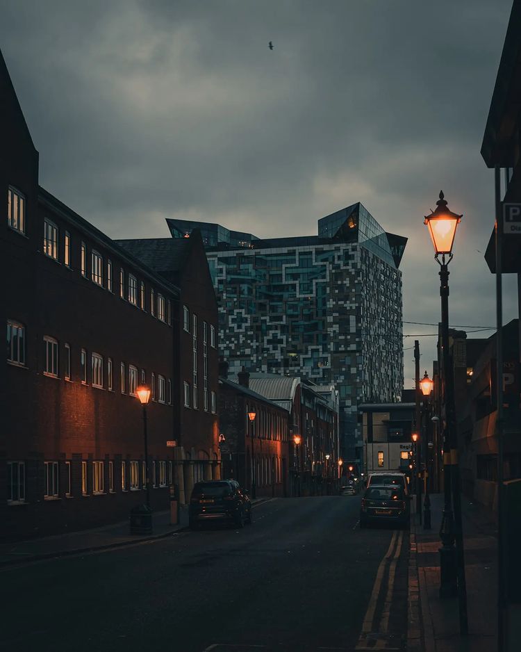 thecubebham's tweet photo. These #BrumSets just get better and better.
Don't forget to tag us in your shots and use #TheCubeBirmingham. We can't get enough of seeing what our #PhotographyCommunity comes up with!
Credit goes to @tomeephoto over on Instagram for this brilliant image ๐ธ
#0121Shooters https://t.co/F8tUXay7m6