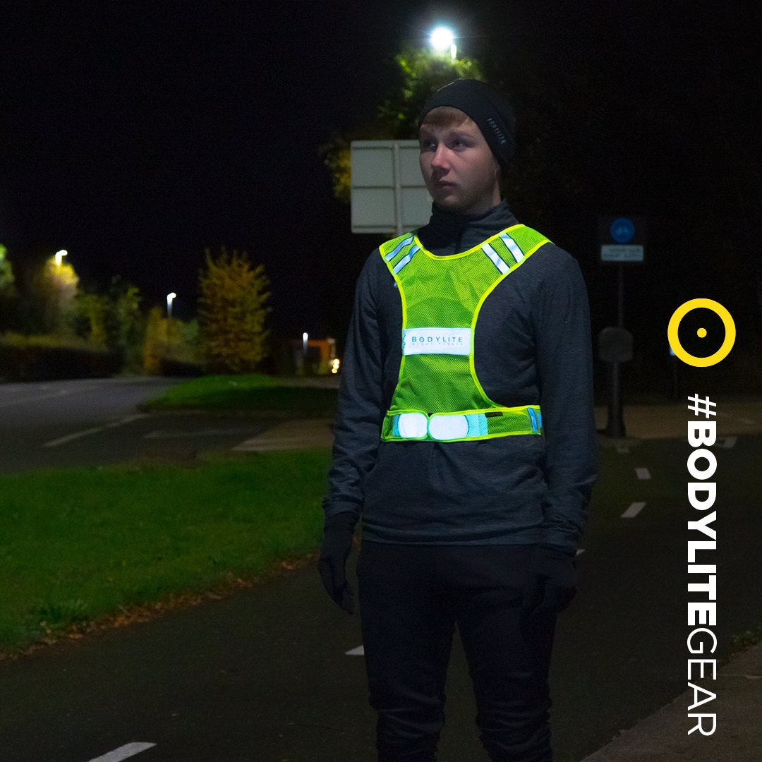 Our winter running bundles are a must have! Bundle comprises of a beanie, thermal running gloves and a high visibility vest. Save €12 when buying the bundle. It's a no brainer 🙌🏻 #greatdeals #besafe #beseen #running #bundle #reflective #bebodylite #irishcompany #gloves #beanie