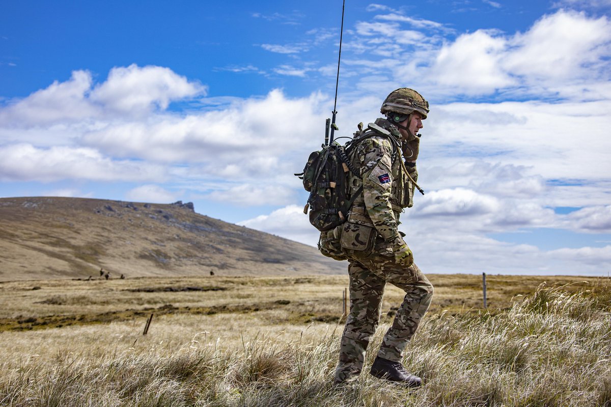 The <a href="/ColdstreamGds/">Coldstream Guards</a> have completed a Tri-Service training exercise on East Falkland <a href="/BFSouthAtlantic/">BFSAI</a>.
 
In cooperation with Falkland Island Defence Force, and with <a href="/RoyalAirForce/">Royal Air Force</a> support, the exercise included a 20km tab and tasks design to test their physical and mental strength.