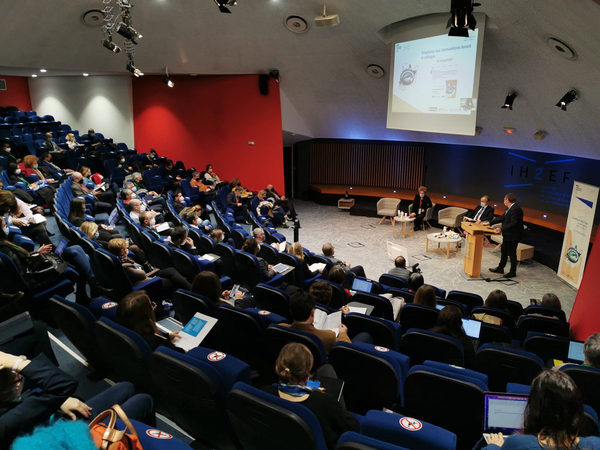 Ih2ef's tweet photo. 🤝 Co-organisé par @Eduscol #DGESIP #IGESR @FranceUniv @Onisep et La COURROIE, le #ColloqueIH2EF est le 1er rassemblement des acteurs  SCO et SUP pour imaginer un management plus fluide et des liaisons fortes dans l’accompagnement des parcours des élèves et étudiants https://t.co/1TVRbBsqul