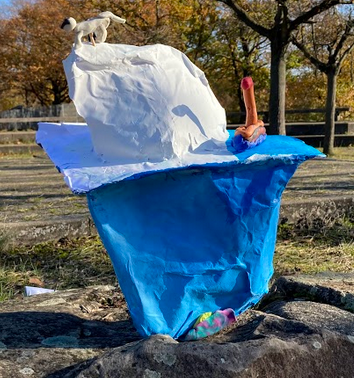 apecs_germany's tweet photo. Happy #polartuesday and congratulations to the winners of our #Polarprojekte creativity competition for kids organized by @apecs_germany the #AKpolarlehrer and @Polarforschung. The prices have reached the participants today and we are hoping for many happy faces☃️🐧❄️ https://t.co/Ab2wuZJaP8
