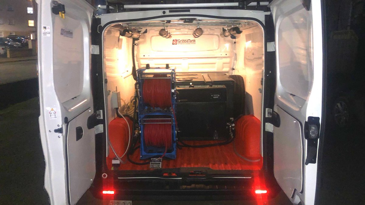 grippatank's tweet photo. By purchasing a crash tested GrippaMax cleaning system for your vehicle, you are valuing your life and keeping as safe as possible while out on the road!

Call today to find out more!

#grippatank #grippamax  #cleaning  #crashtested https://t.co/wM1IBWK6uT