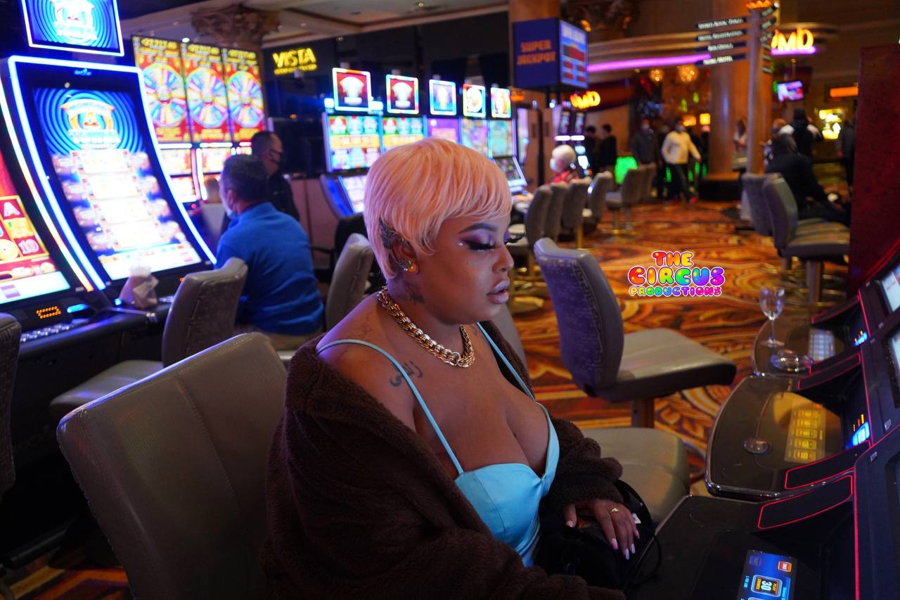 TW Pornstars - 1 pic. New Orleans Nov ️ 9th - 13th. Twitter. Trying find me a quick trick ended