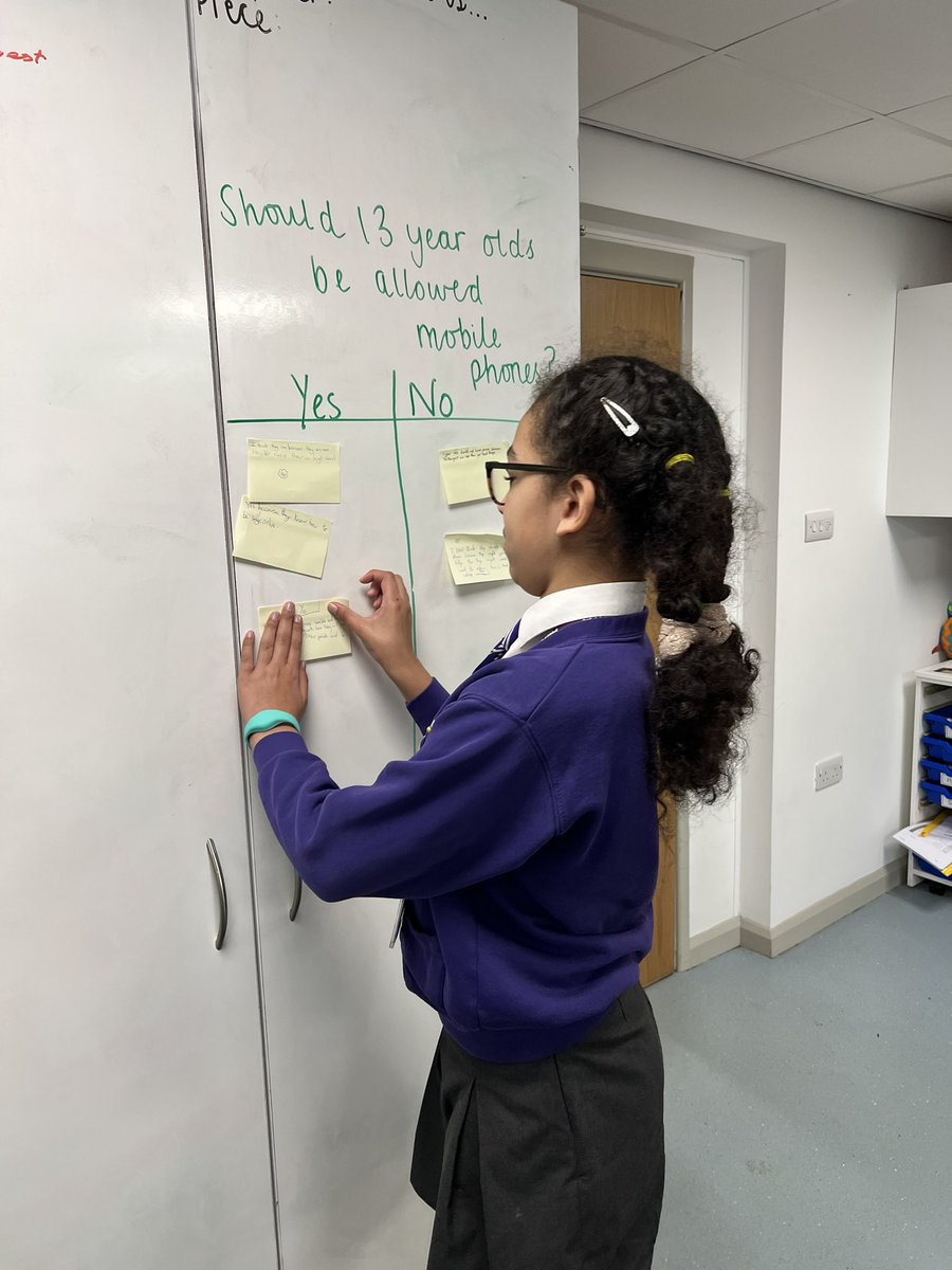 BirchwoodCE's tweet photo. As part of our #SaferInternetDay  Year 6 have been debating the topic ‘should thirteen year olds be allowed mobile phones?’. Some very passionate opinions and sensible ideas too inspired by the book, Troll Stinks. #bcepscomputing #bcepsy6 https://t.co/3VsEZho0Ru