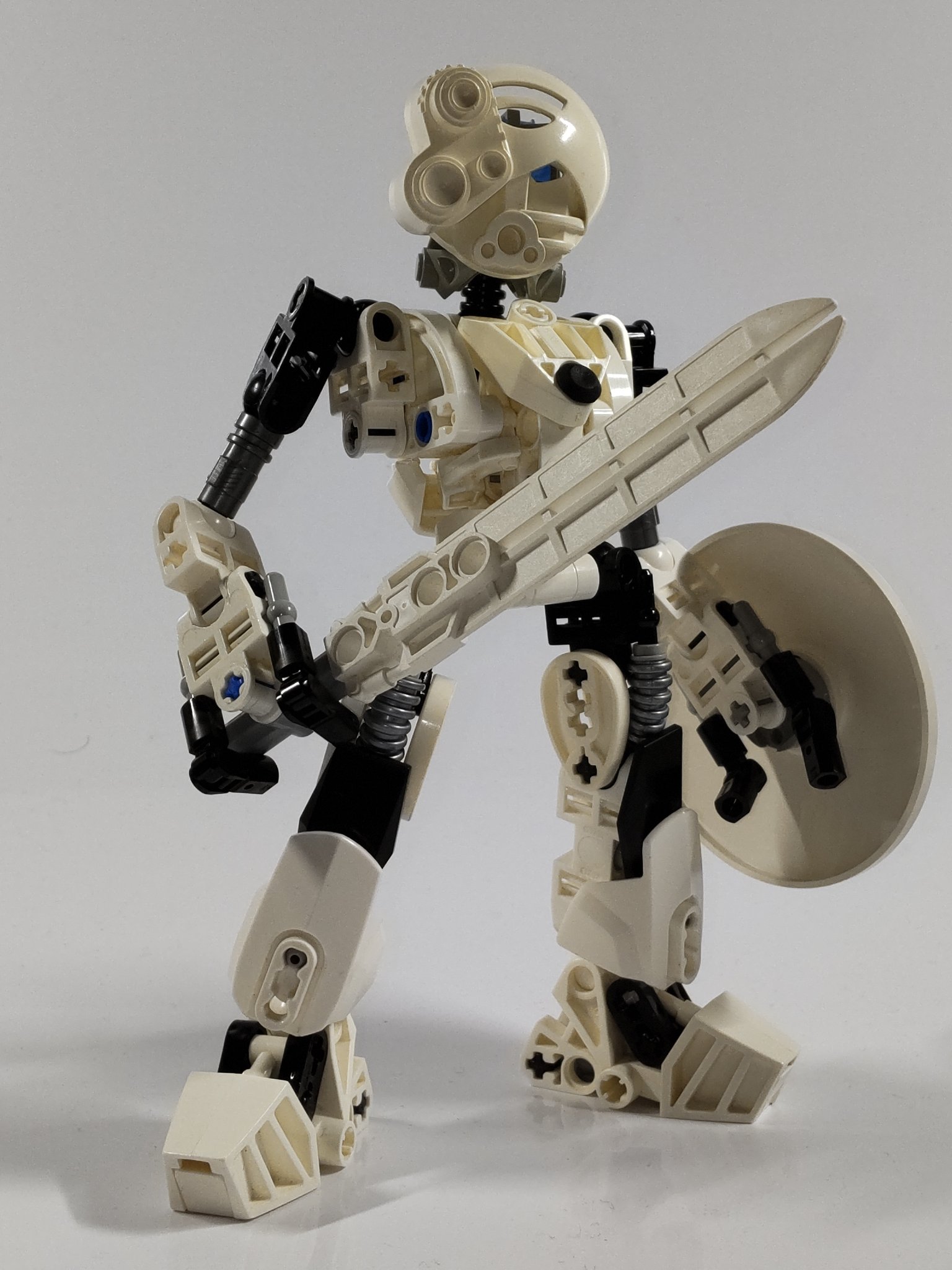 ブッキー(Bukkey) on "Practice Toa Kopaka(ver.Bu) #lego #Bionicle #moc https://t.co/DwfY6LD5vA" / X