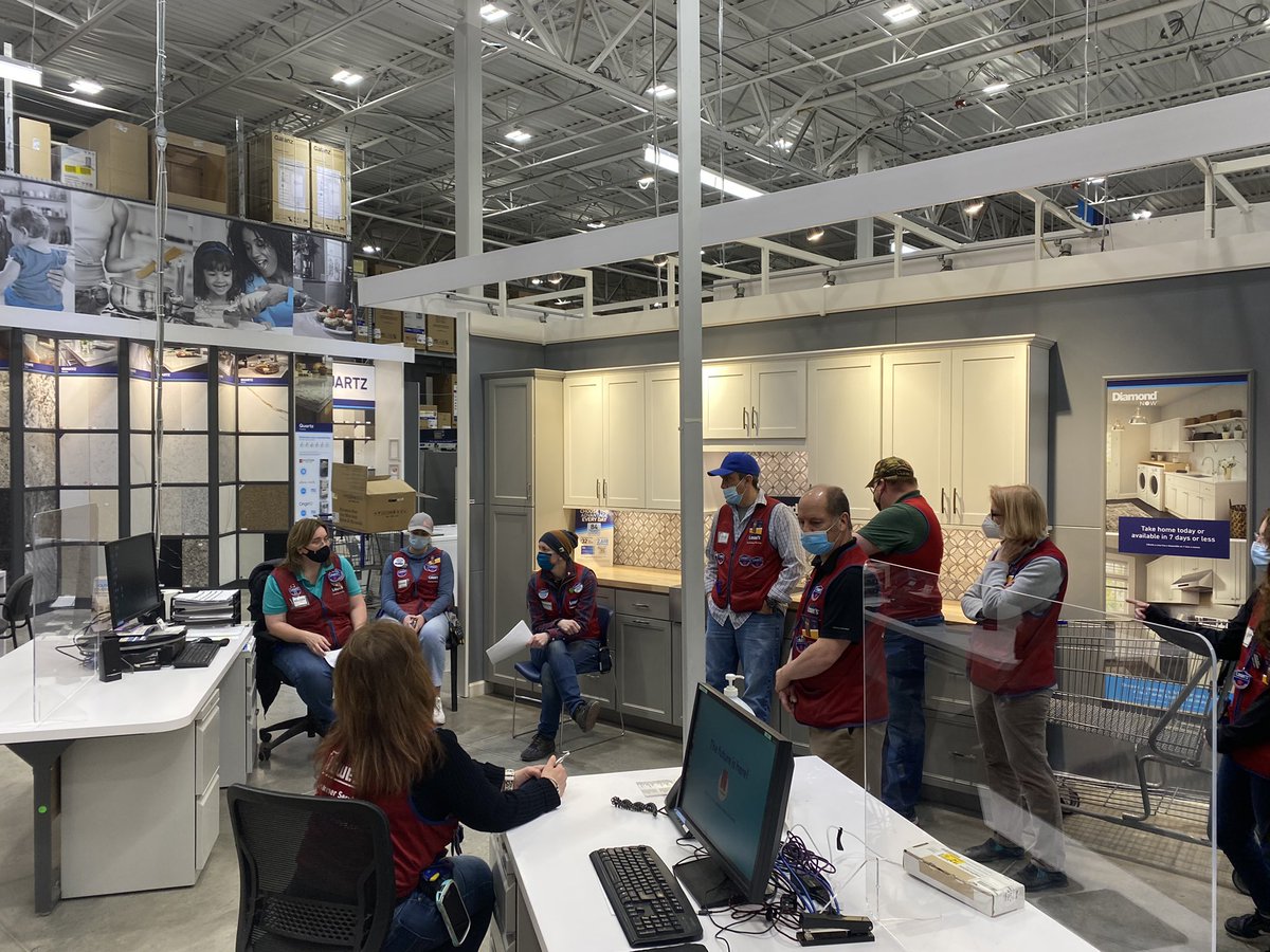 Robert Smith (@robsmithlowes) on Twitter photo Great Specialty Spotlight in Store 2326/Lloyd today. This team is ready to crush their sales and pipeline goals in 2022!! <a href="/Anthony_Battle1/">Anthony Battle</a> <a href="/gouletmd/">Mark Goulet</a> <a href="/Joecoscia2/">Joe coscia</a> @LoweD0wnWSteph #Lowes #allin Great Specialty Spotlight in Store 2326/Lloyd today. This team is ready to crush their sales and pipeline goals in 2022!! <a href="/Anthony_Battle1/">Anthony Battle</a> <a href="/gouletmd/">Mark Goulet</a> <a href="/Joecoscia2/">Joe coscia</a> @LoweD0wnWSteph #Lowes #allin
