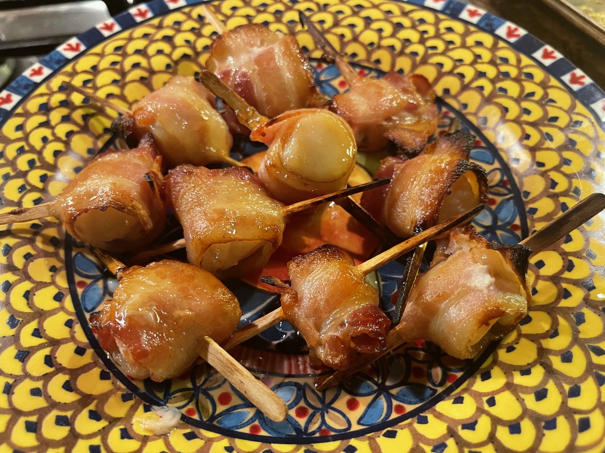 bertgrimm's tweet image. Aldi has some gems, like these bacon wrapped sea scallops.