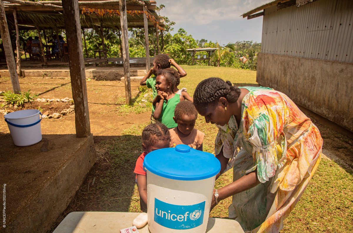 UNICEFPacific's tweet photo. Clean hands 💧🧼 for these little ones in Vanuatu.

In the Pacific, UNICEF works to ensure access to water, sanitation and hygiene is a reality #ForEveryChild. https://t.co/vN0hRa6KtB