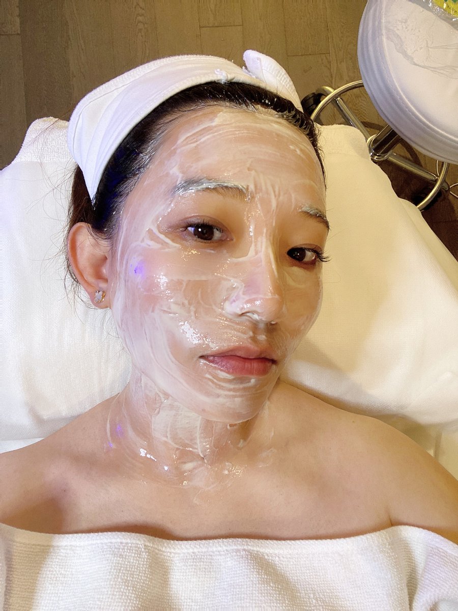 Candice_Lim1987's tweet photo. Be beautiful for yourself, carve the delicacy of life on your face❤ https://t.co/iOVxBCIOg6