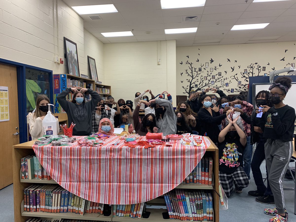 Mrs. Jakubowski tweet media