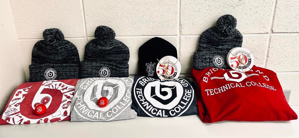 Our celebration of Tech Week continues with TERRIFIC TRIVIA TUESDAY!! And we have PRIZES to CELEBRATE!!! We hope you take a minute to follow the link below and fill out the trivia questions. 

form.jotform.com/220366321744047