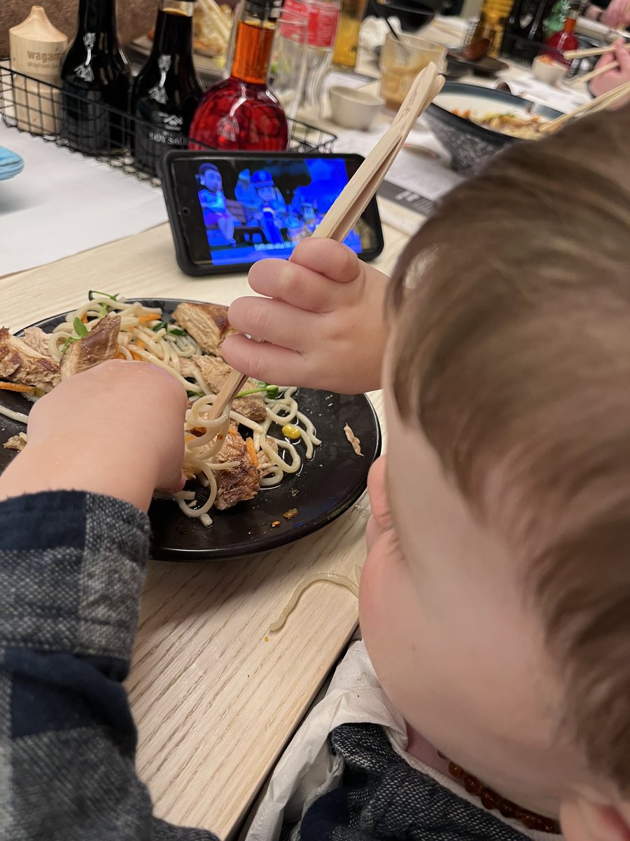 mrskinglll's tweet photo. Chopsticks ๐ฅข practice errr I meant funky fingers practice, starting Reuben early @castlechurchps @mrspearce8 @Lauraforde3 #acornclass #hazelclass @castlechurchnursery https://t.co/4NlCQarkby