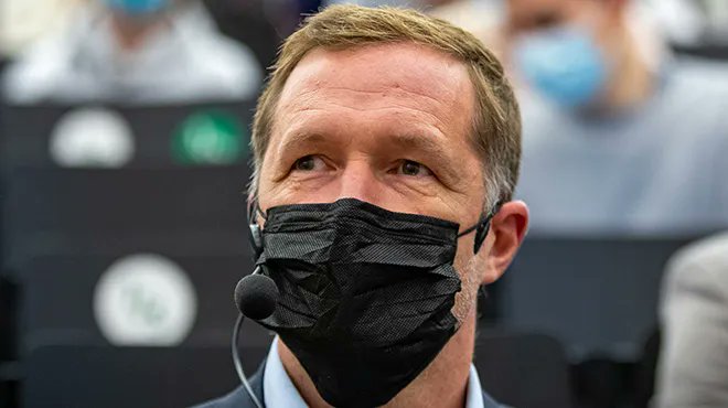 Paul Magnette is een verstandig man
just saying
N-VA #Vlaanderen #vrtnws  #terzaketv  #deafspraak
die verdient beter dan Isolde Van den Eynde en Het Laatste Nieuws