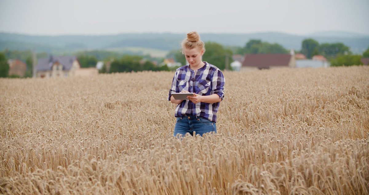 Using technology for good: at <a href="/TELUS/">TELUS</a>, we’re using our world-leading network and commitment to making the #FutureFriendly to help make food more sustainable, traceable, and better quality. #TELUSAg ow.ly/99vw103o2If