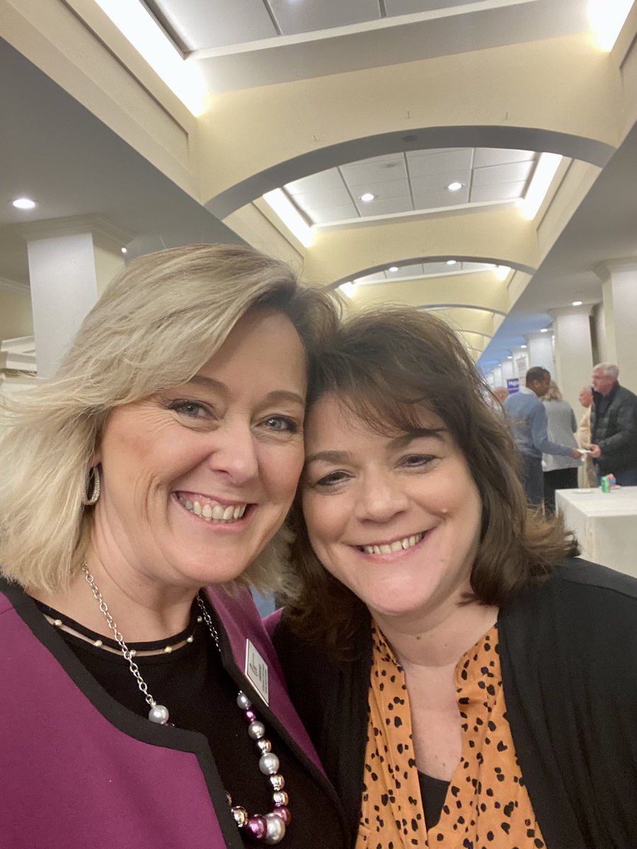 KarenBoyles1's tweet photo. Happy to be spending time with our NEW CTE Directors from the NW Region this week. They are learning tons of useful information at the NCACTEA CTE Administrators Conference. #CTEforNC #NWRegionNCCTE #BetterTogether https://t.co/E0yzSgoKSi