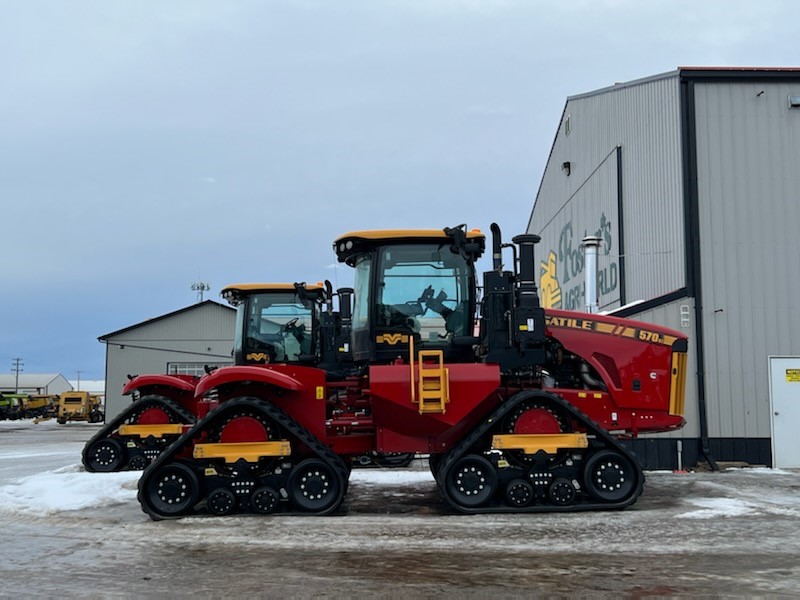 FosterAgri's tweet photo. Did someone say BOOM!? Look at these classy beasts we've got in the yard!
#Deltatrack #Versatile https://t.co/0bRa0s7nzd