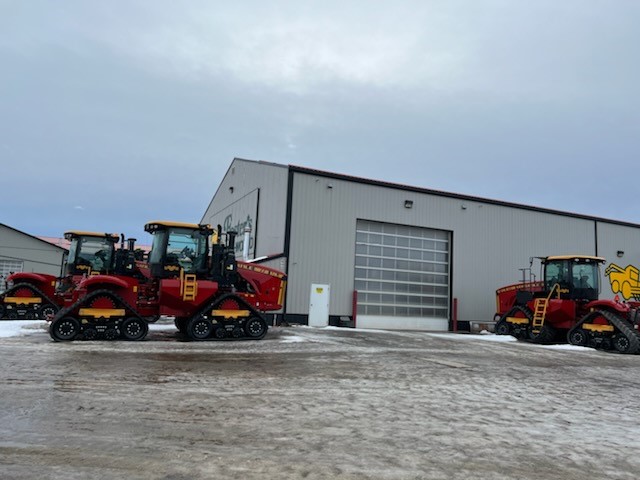 FosterAgri's tweet photo. Did someone say BOOM!? Look at these classy beasts we've got in the yard!
#Deltatrack #Versatile https://t.co/0bRa0s7nzd