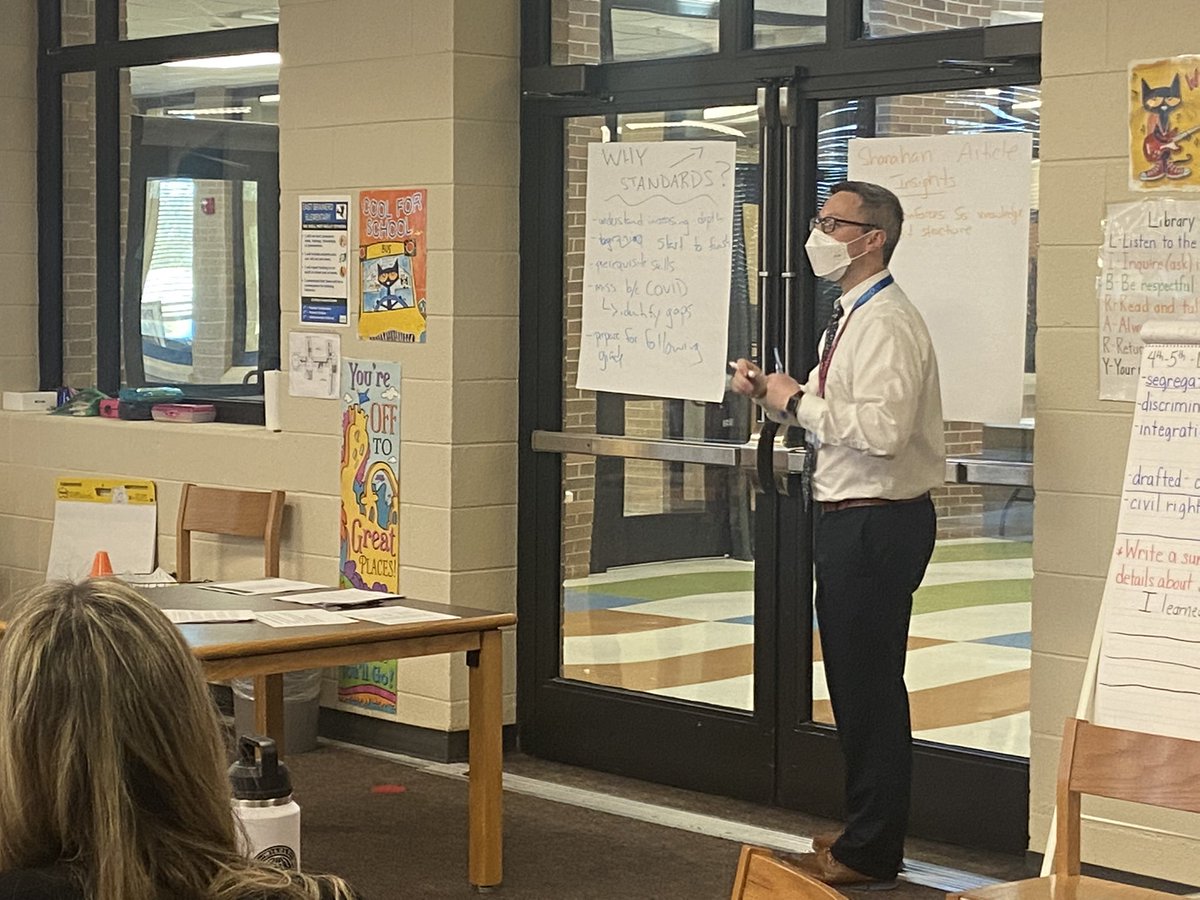 SVGoss's tweet photo. So excited about ELA Vertical PD @BrainerdEast!! Thank you Mr. HH @bhubbardheitz for leading this valuable and high quality session. #alwayslearning https://t.co/nY0mrSZ8kd