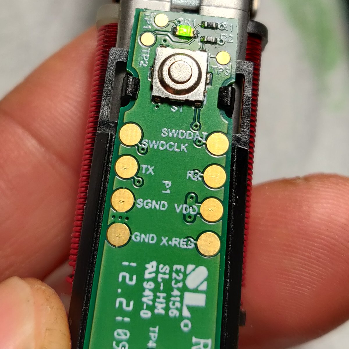 mjtech01's tweet image. Our children's @philips electric toothbrush contains a 32-bit ARM processor, clocked at 48MHz. I've even got the development tools for the Cypress PSoC 4, and they've nicely labelled the debug pads. It's just a toothbrush. Really.