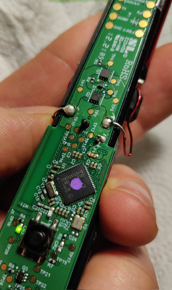 mjtech01's tweet image. Our children's @philips electric toothbrush contains a 32-bit ARM processor, clocked at 48MHz. I've even got the development tools for the Cypress PSoC 4, and they've nicely labelled the debug pads. It's just a toothbrush. Really.