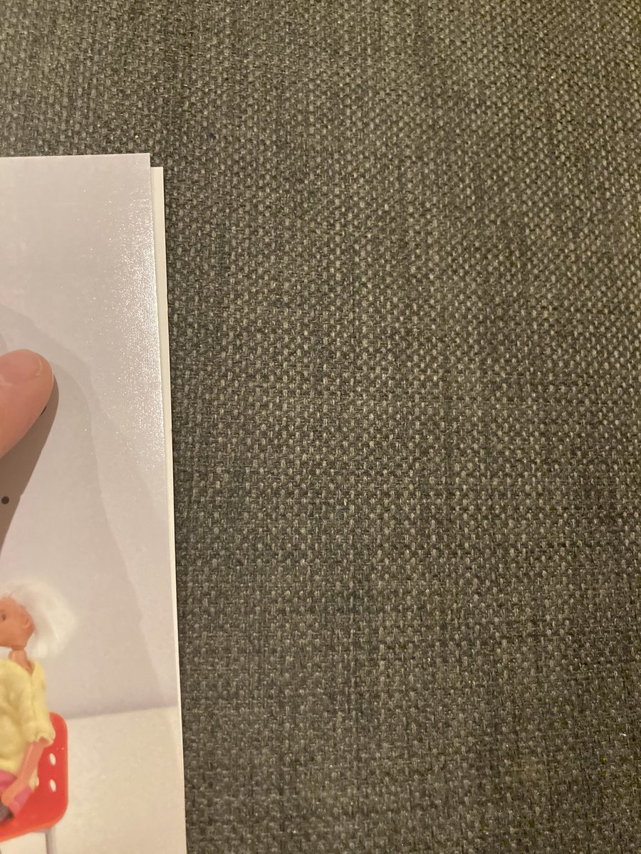 jdark436's tweet photo. @MoonpigUK perhaps you want to do some quality control with your folding people!! 😠#sloppyservice #badquality https://t.co/HwR2cxUJBi