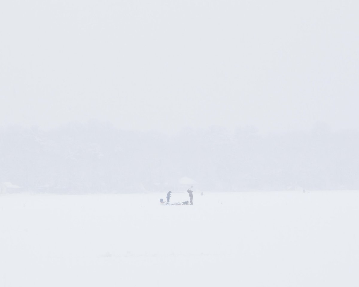 hannahjmakesart's tweet photo. @ricardobrazb A couple of my favorite white photos 🤍 https://t.co/O0veK4PHNX