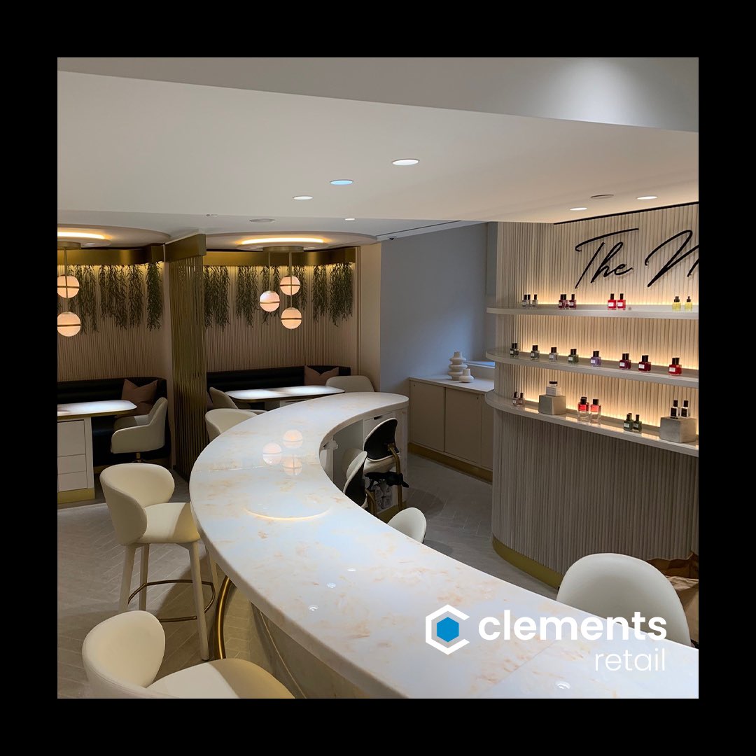 ClementsRetail's tweet photo. Townhouse taking the mani/pedi to a whole new level!
Townhouse @Harrods 

#London #pampering #manicure #pedicure #townhousenails #nailbar #experience #harrods https://t.co/5EGGi7mlRp