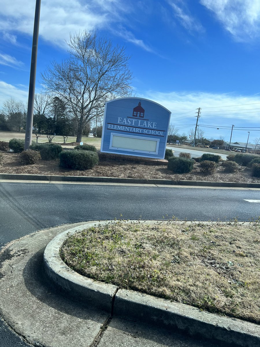 DrMilesk31's tweet photo. Thank you @leela_varian and @eastlake_hcs for allowing me to shadow such a great leader. I feel so fortunate to work for @HenryCountyBOE a county that believes in developing leaders. #ASPIRE2022 #ShadowALeader @CynthiaMcCray19 https://t.co/xuob7nyAuW
