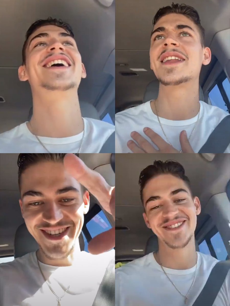 maxtonrivalry's tweet photo. The way I spent that whole video smiling like an idiot, he owns me 😩 https://t.co/BTSWDMBMAf