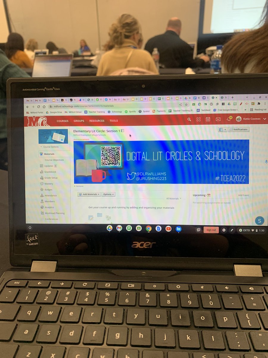 Day 2 of #TCEA22 learning about creating digital lit circles on <a href="/Schoology/">Schoology</a> w/ <a href="/dlrwilliams/">Deanna💻Williams</a> &amp; <a href="/JRushing223/">Jennifer Rushing</a> 📚 ☕️ 👩🏼‍💻 <a href="/TCEA/">TCEA</a>