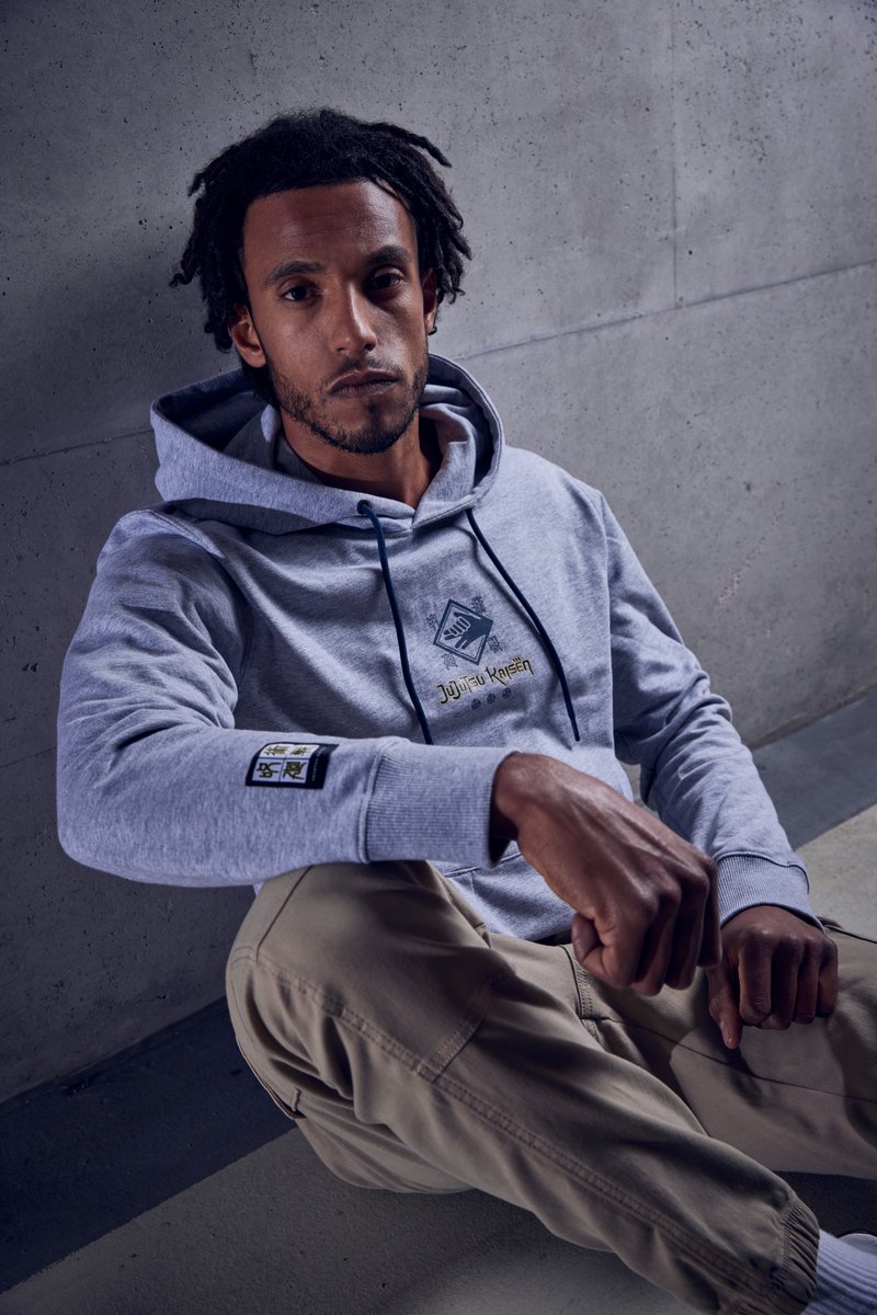 JUJUTSU KAISEN x <a href="/celio/">celio be normal</a> : la collection est disponible en avant-première pendant 24 h 💥

➡️ Tout découvrir : got.cr/JJKxCELIO