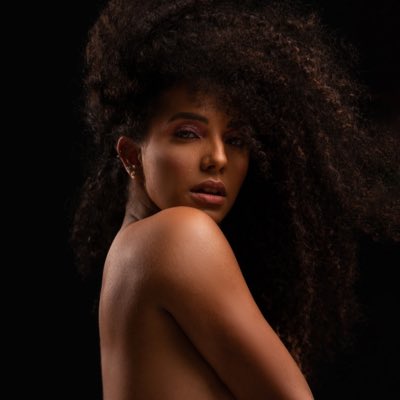 bruninharochaof's tweet photo. #NovaFotoDePerfil https://t.co/rDqHUizCvo