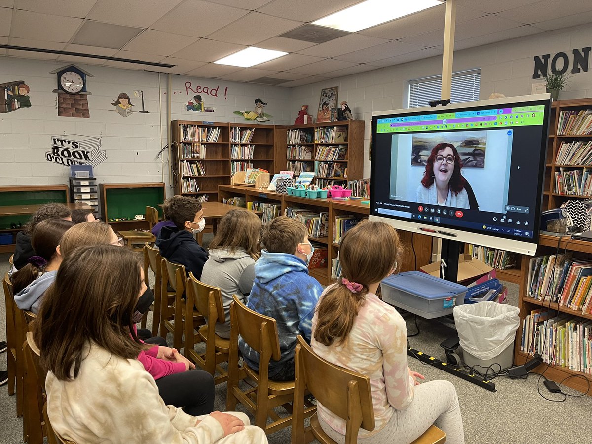 readknowgrow's tweet photo. Mrs.  Wathen’s class got to meet with author, Wendy McLeod MacKnight and they learned all about her book, The Frame Up!  Thank you for celebrating World Read Aloud Day a week late with us! https://t.co/AW476U5PGV