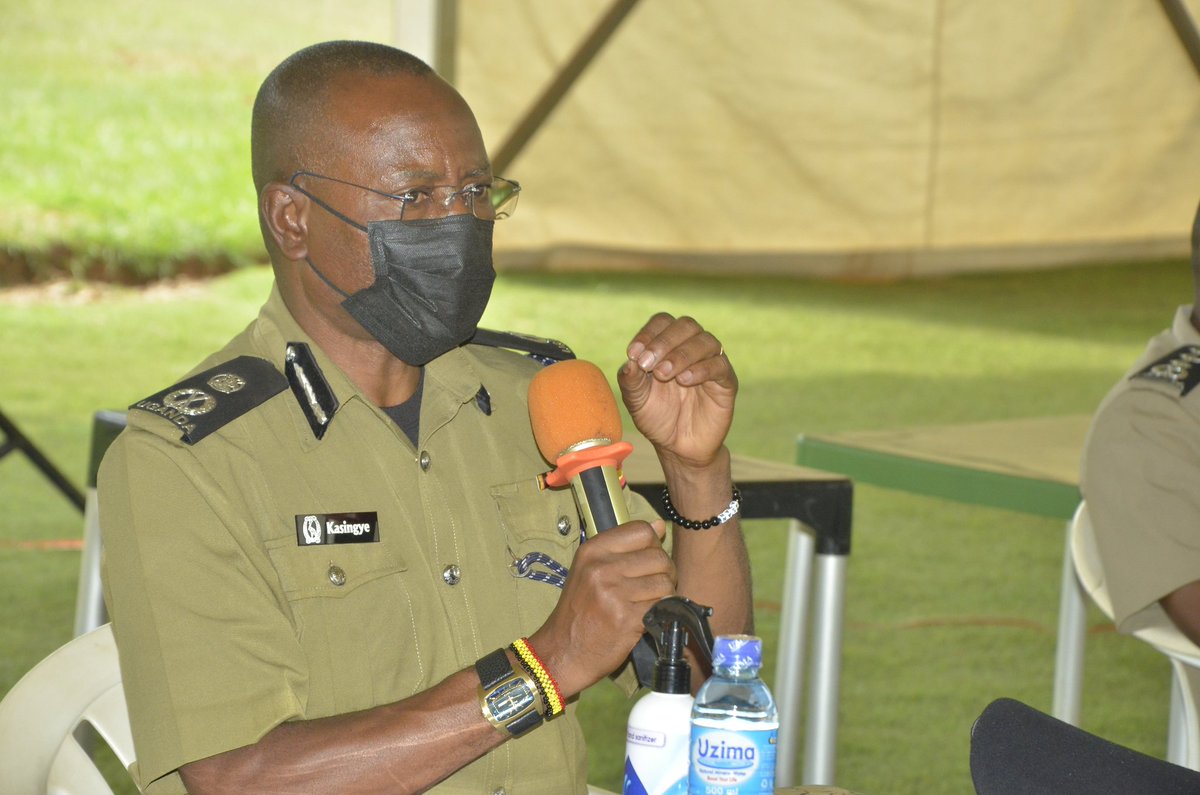 Uganda Police Force tweet media