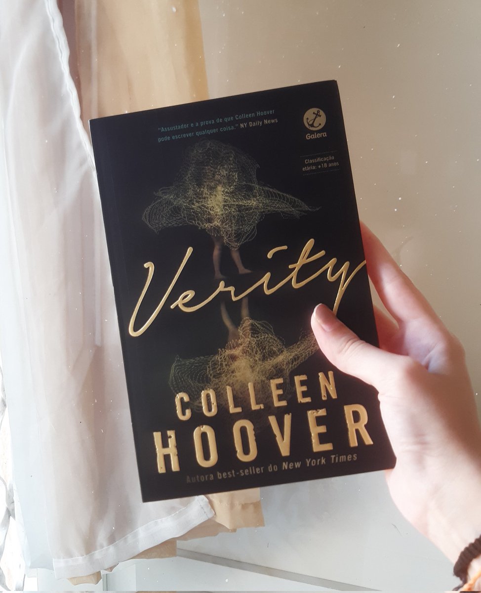 suneateri's tweet image. AAAA chegou o pacotinho !! obrigada dms @sorteiobook @mozzeti 🥺💞