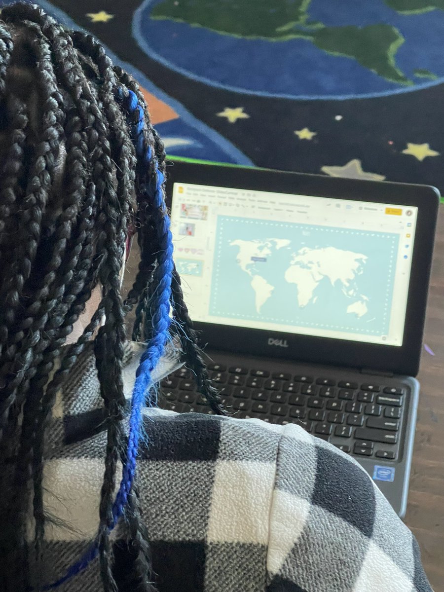 ArtRoom205's tweet photo. 5th graders working hard to get ready for their #JCPS Backpack of Success Skills Defenses. @MLEmustangs #JCPSDigIn https://t.co/M5TWLsZNLb