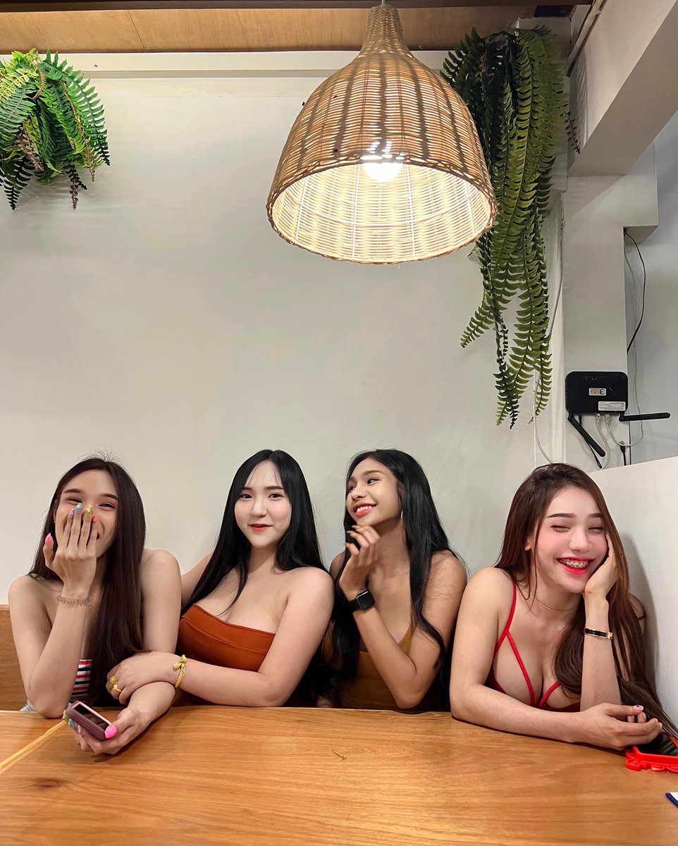 Rainbow_queen on X: น่ารักขนาดนี้ ในshopeeไม่มีขายน้า😄 @Pinglii_Rv @ soso_7inches @froypanama t.cozcqJXA4cUM  X