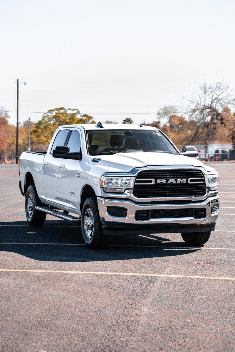 Cummins Power to get the JOB DONE‼️ 🦾 🛻💨

Drive out on a NEW RAM 2500 Today‼️

Shop RAM Link 📲: payneriododgeram.com/new-ram-2500-r…

#ramtrucks #ram2500 #ram2500cummins #cummins #cumminspower #tradesman #payneautogroup #payneriograndecity #riograndecity