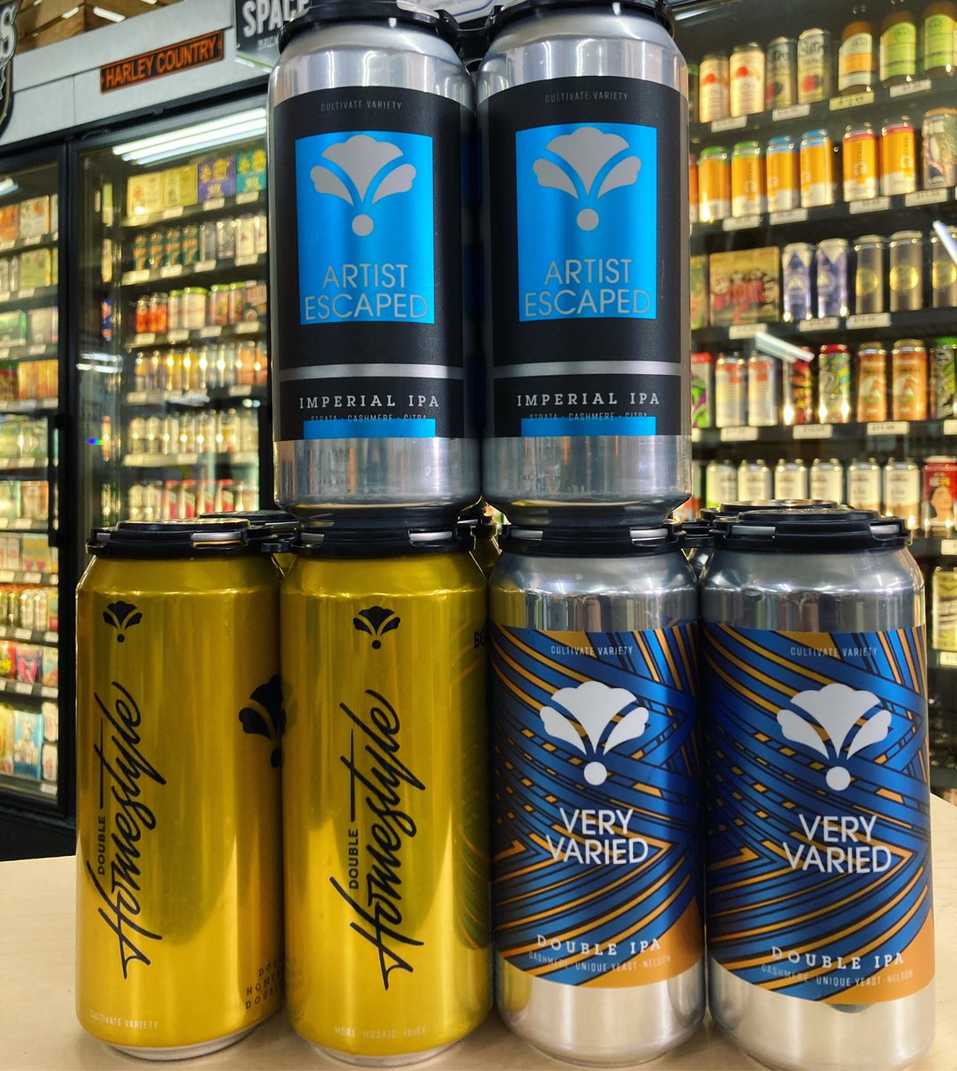 HarleysLiquor's tweet photo. Artist Escaped- Imperial IPA🎨
Homestyle- Double IPA
Very Varied- Double IPA
@beardedirisbrew
#goodbeer #craftbeer #beeroclock🍻 #beergoals #beardedirisbrewing https://t.co/0kGtCEFUiK