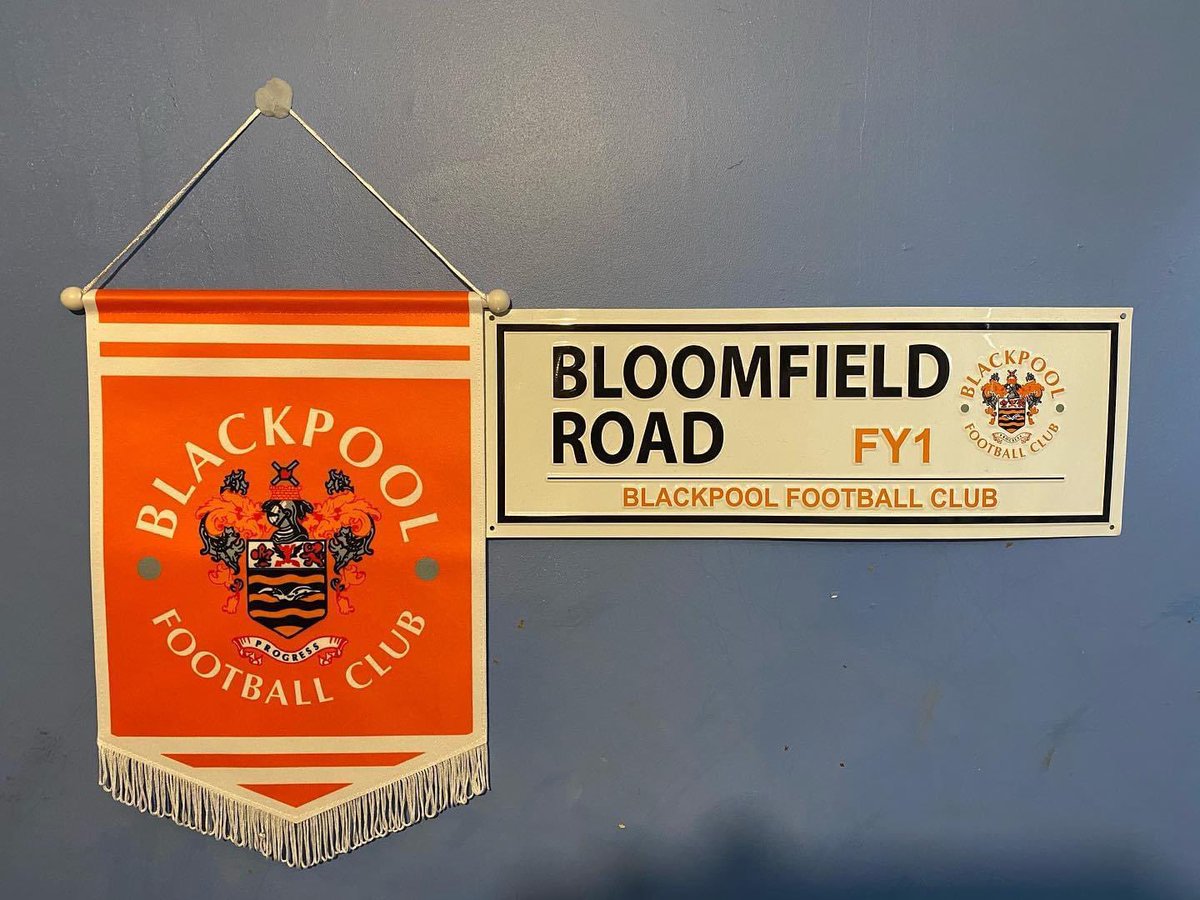 JamesRoberts330's tweet photo. C’mon @BlackpoolFC #Blackpool #BlackpoolFC let’s get another win tonight against Coventry lads. #UTMP #BackingBlackpool #TangerineBastards ⚽️⚽️⚽️ - @MuckersThe @ArmfieldClub @BlackpoolST https://t.co/wg6UXIGQjw
