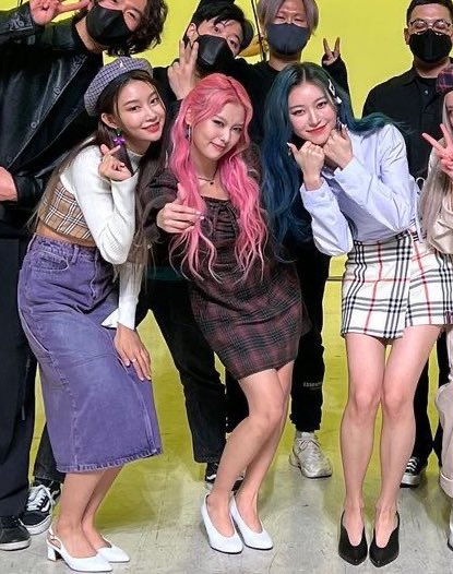 ahinspics's tweet photo. #AHIN #아인 #MOMOLAND #모모랜드 https://t.co/aFqK8FRGBW