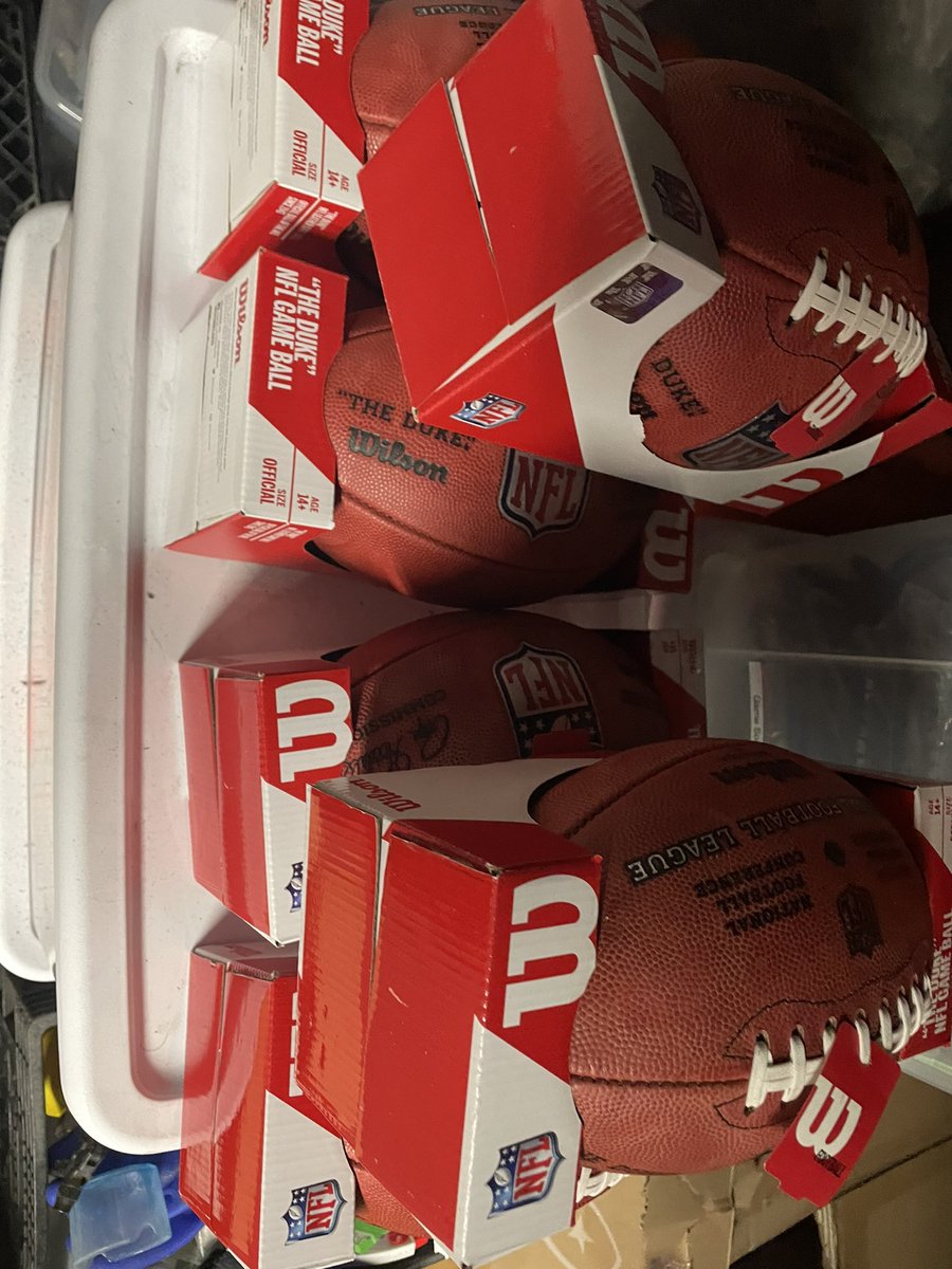 PUequipment's tweet photo. @PrincetonFTBL
How it started vs. How it’s going.
@Cliftoncp
#GoodToBeATiger
#SoWhat https://t.co/tTi1fYXgCX