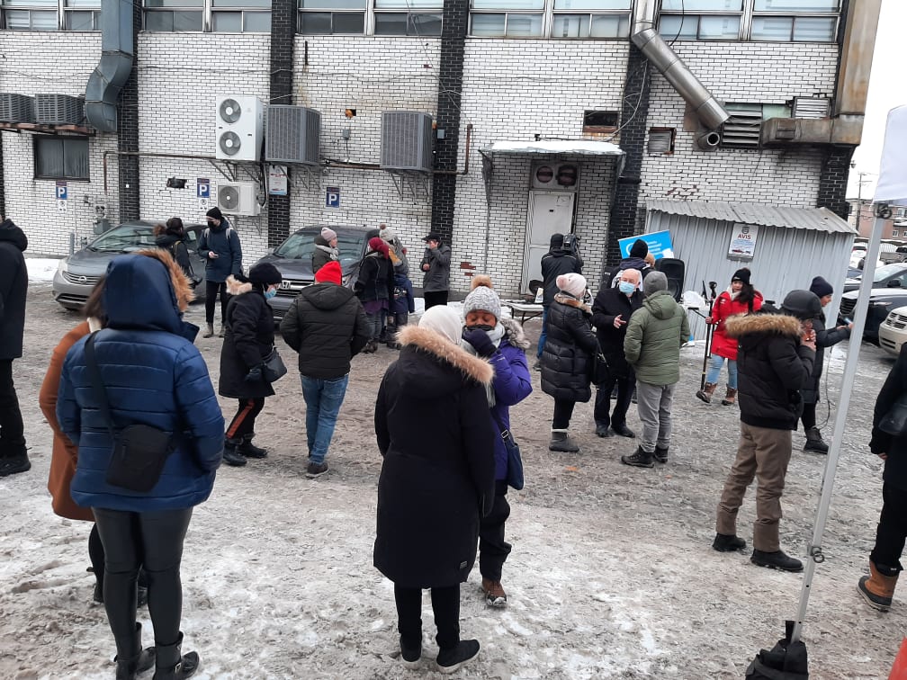 ave_st_leonard's tweet photo. Présence de notre coordo de programme hier dans le quartier pour la commémoration d'une victime par les armes à feu: Meriem Bendaoui. Nos pensées sont avec la famille et les amis de cette étudiante. Voici quelques photos.

#initiative #communautaire https://t.co/3xMC0FSusp