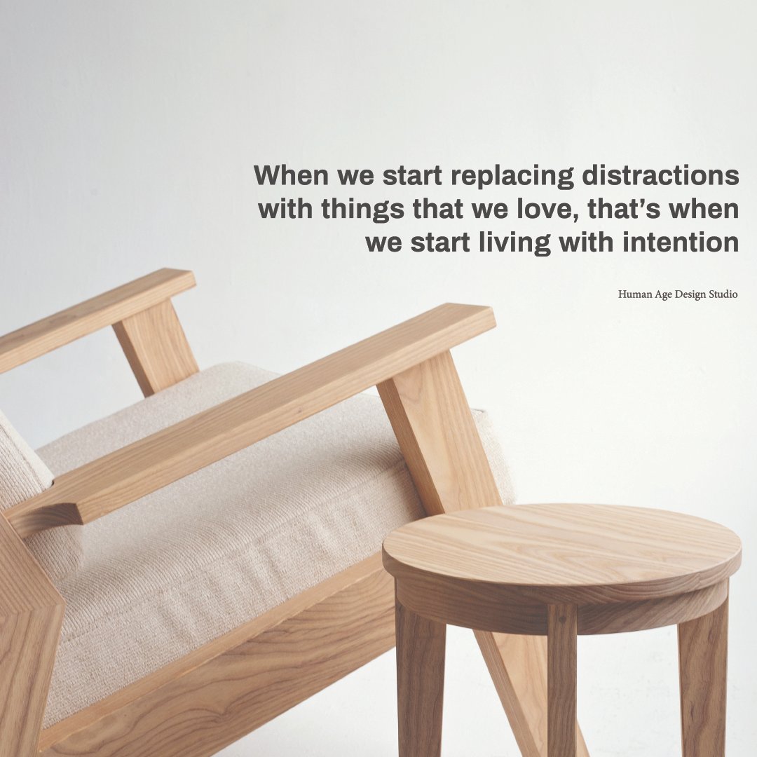 humanagedesign's tweet photo. Be careful where you deposit your time and attention.

If you don't define what's important to you, someone will and it will be in their best interest, not yours.

Have the self awareness to define your values and the discipline to respect them.

Your life will be richer for it. https://t.co/lfiVcv0UQ2