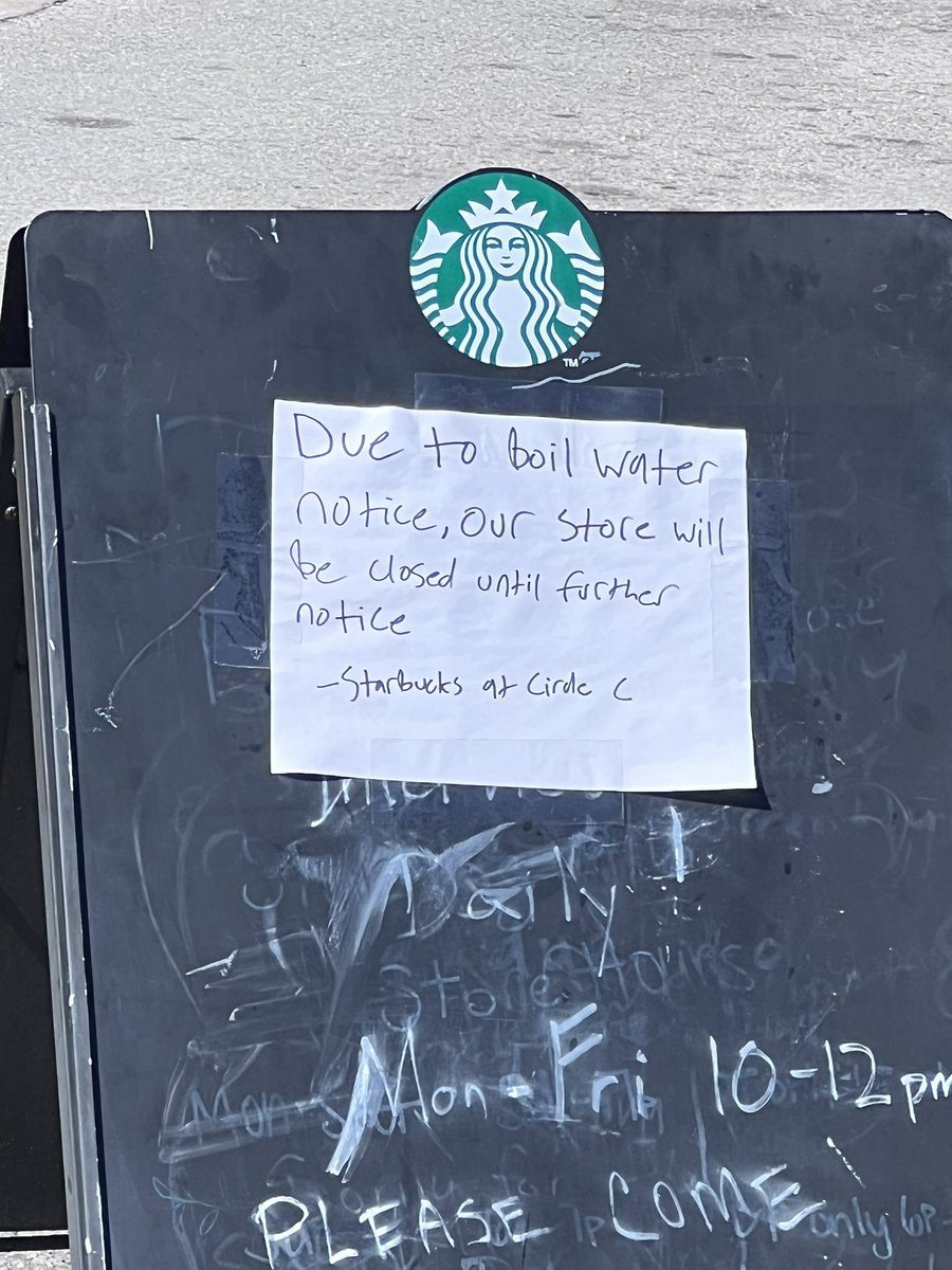 YvonneN_KVUE's tweet image. Just think about all the Austin businesses that have been affected because of this #boilwaternotice. Lost revenue, wages. It’s a mess. @kvue