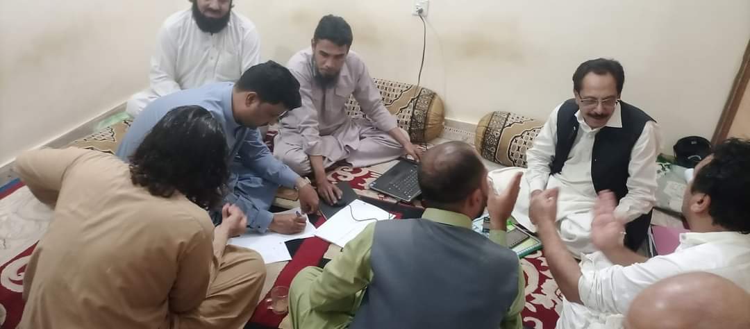 Munirkhattak's tweet photo. الیکشن سیل ویسٹ کیماڑی کیماڑی کا اجلاس
صدر ویسٹ /کیماڑی و MPA لیاقت آسکانی کے ساتھ
@BBhuttoZardari https://t.co/xySwT1qWQ6