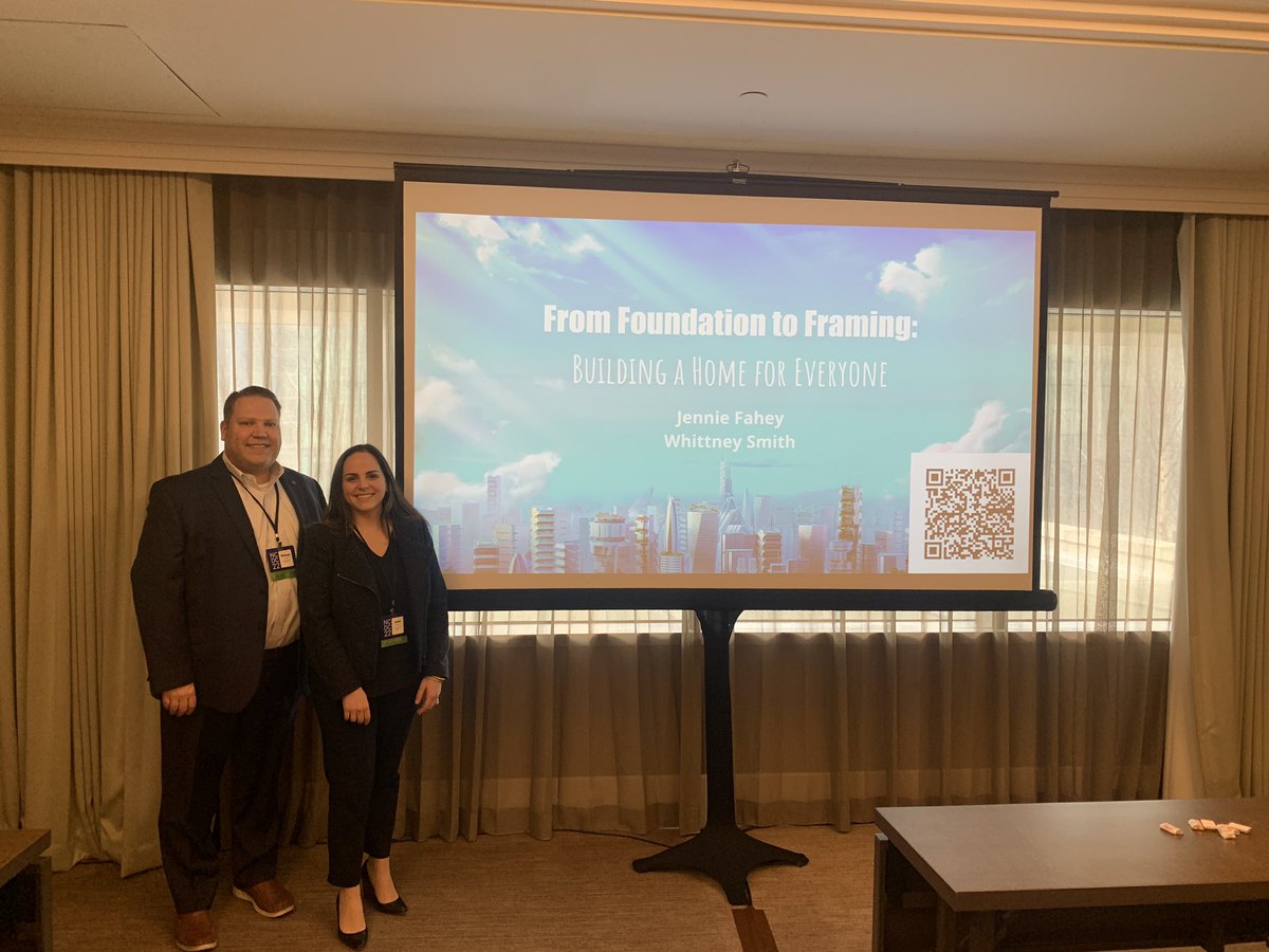 whittneysmith_'s tweet photo. Had a great time presenting with this rockstar @Jennie_Fahey 💫 
#ncdc22 https://t.co/3DGZB49aul