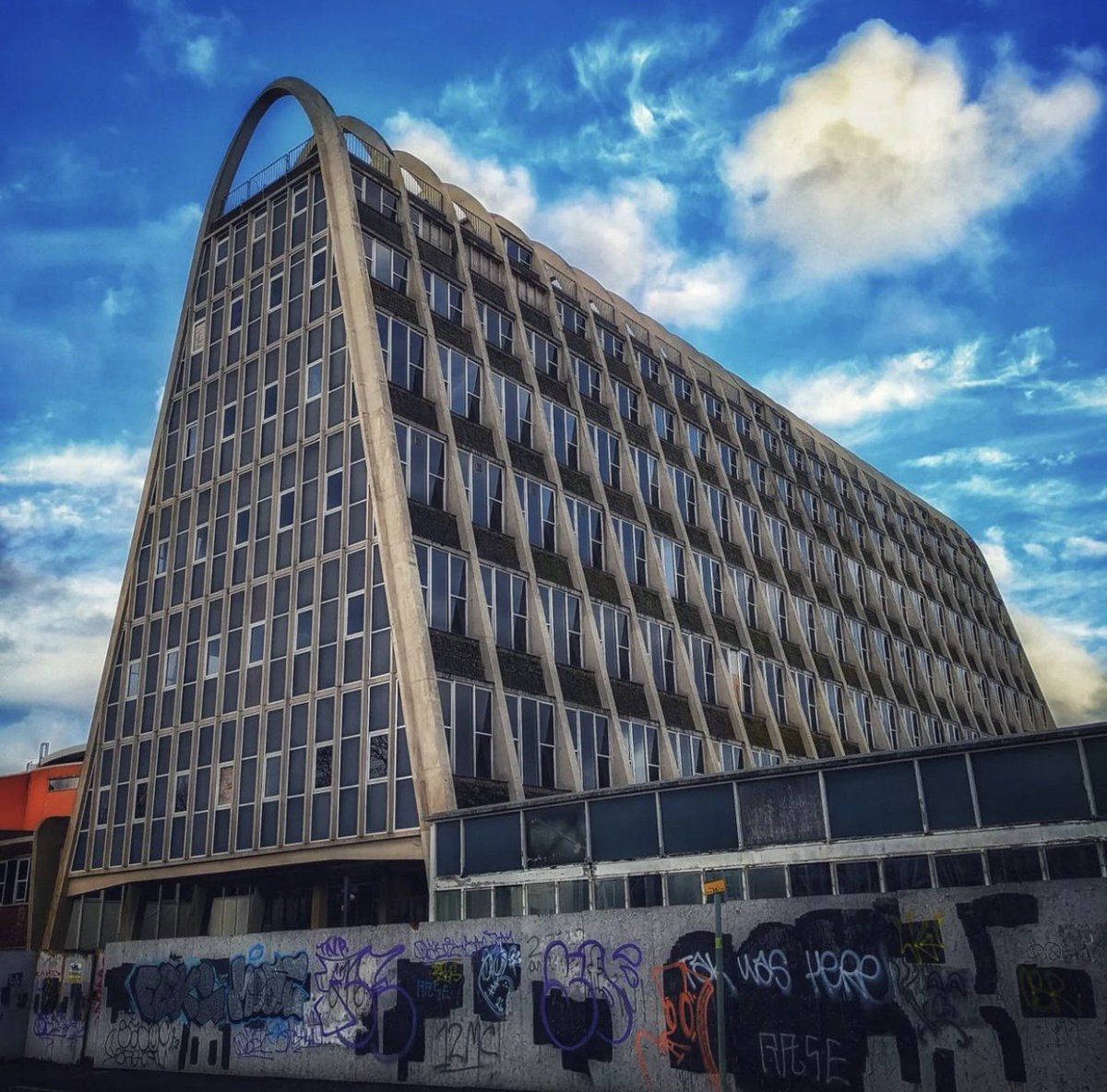 𝐌𝐚𝐧𝐜𝐏𝐢𝐜𝐭𝐮𝐫𝐞𝐬 tweet media