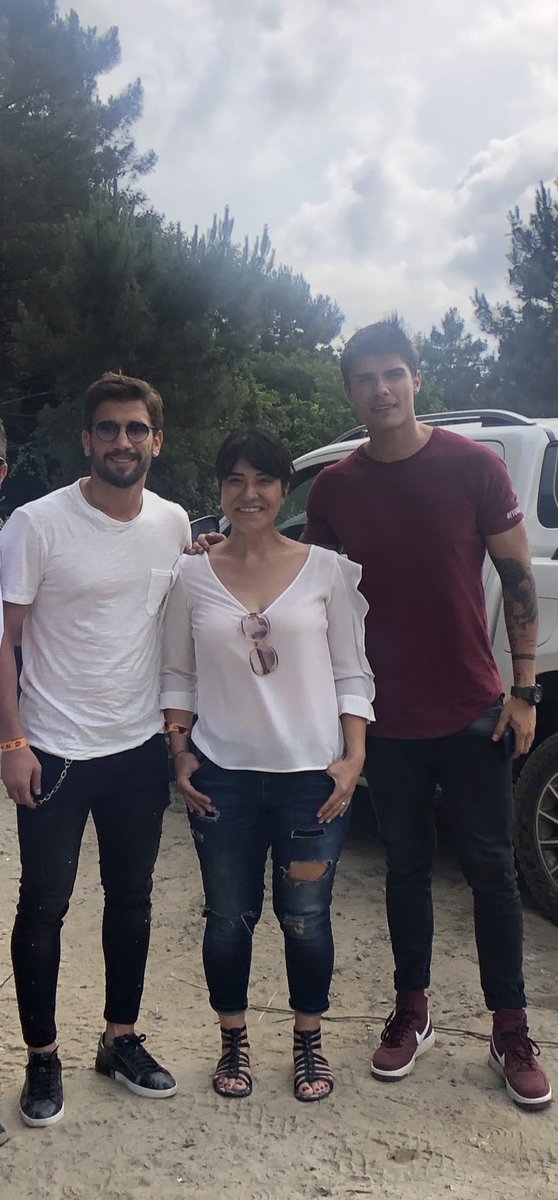 gamzabla's tweet photo. Barış’la Adem dost değiler mi dediler? 🙊 #bmyfc
 tbt koyalım şuraya, yıl 2019 https://t.co/0pnV0EZMZo